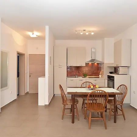 Fuer 5 Personen Ca 60 Qm In Fazana, Istrien Istrische Riviera * Fazana