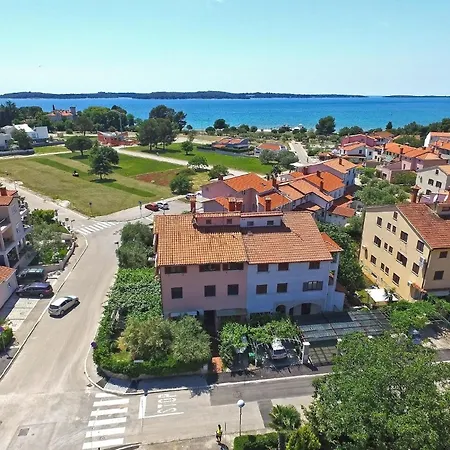 Fuer 5 Personen Ca 60 Qm In Fazana, Istrien Istrische Riviera Apartment